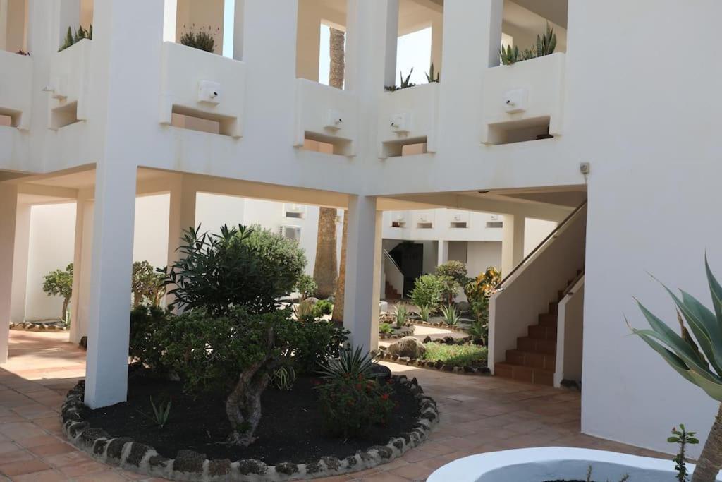 Casa Linda 2 Bed Apartment In Costa Teguise Exterior foto